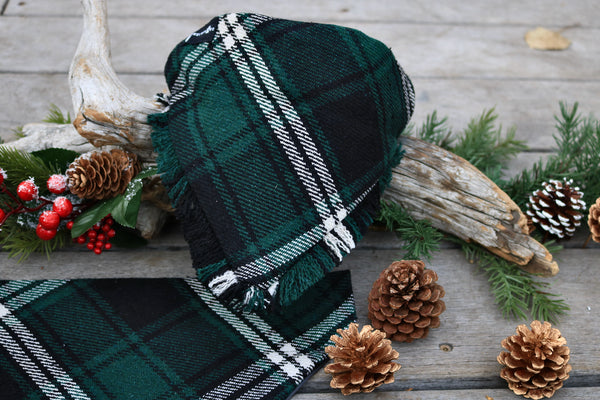 Holly Plaid (only M - no fray - available)